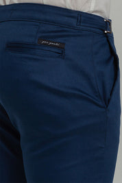 Calça Alfaiataria com Presilha Ajuste Lateral Extreme Power