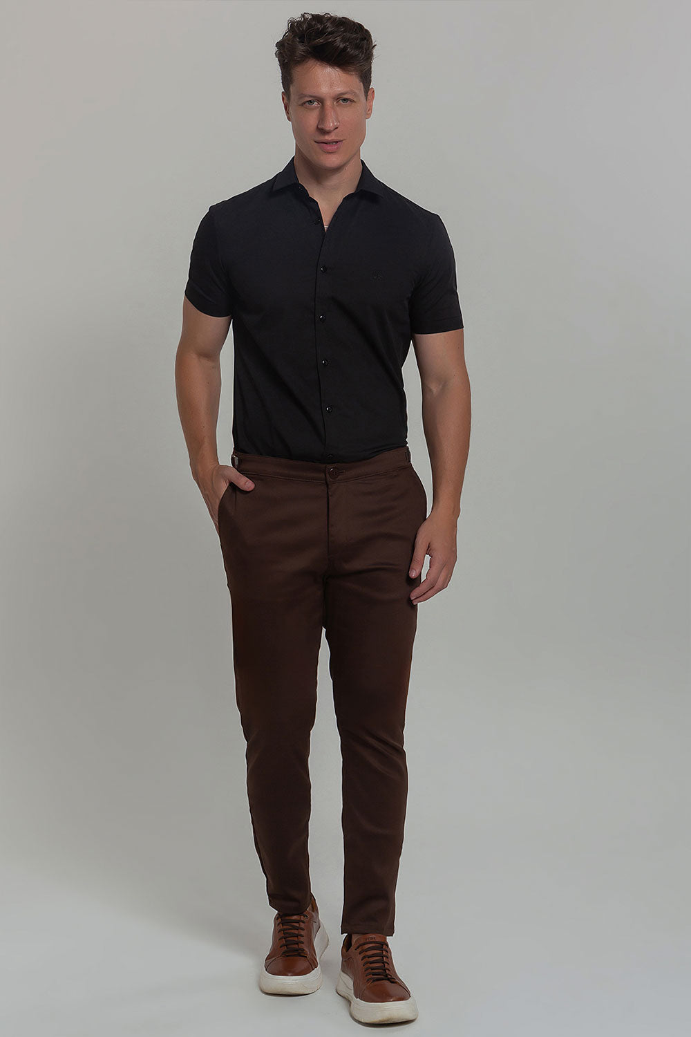 Calça Alfaiataria com Presilha Ajuste Lateral Extreme Power