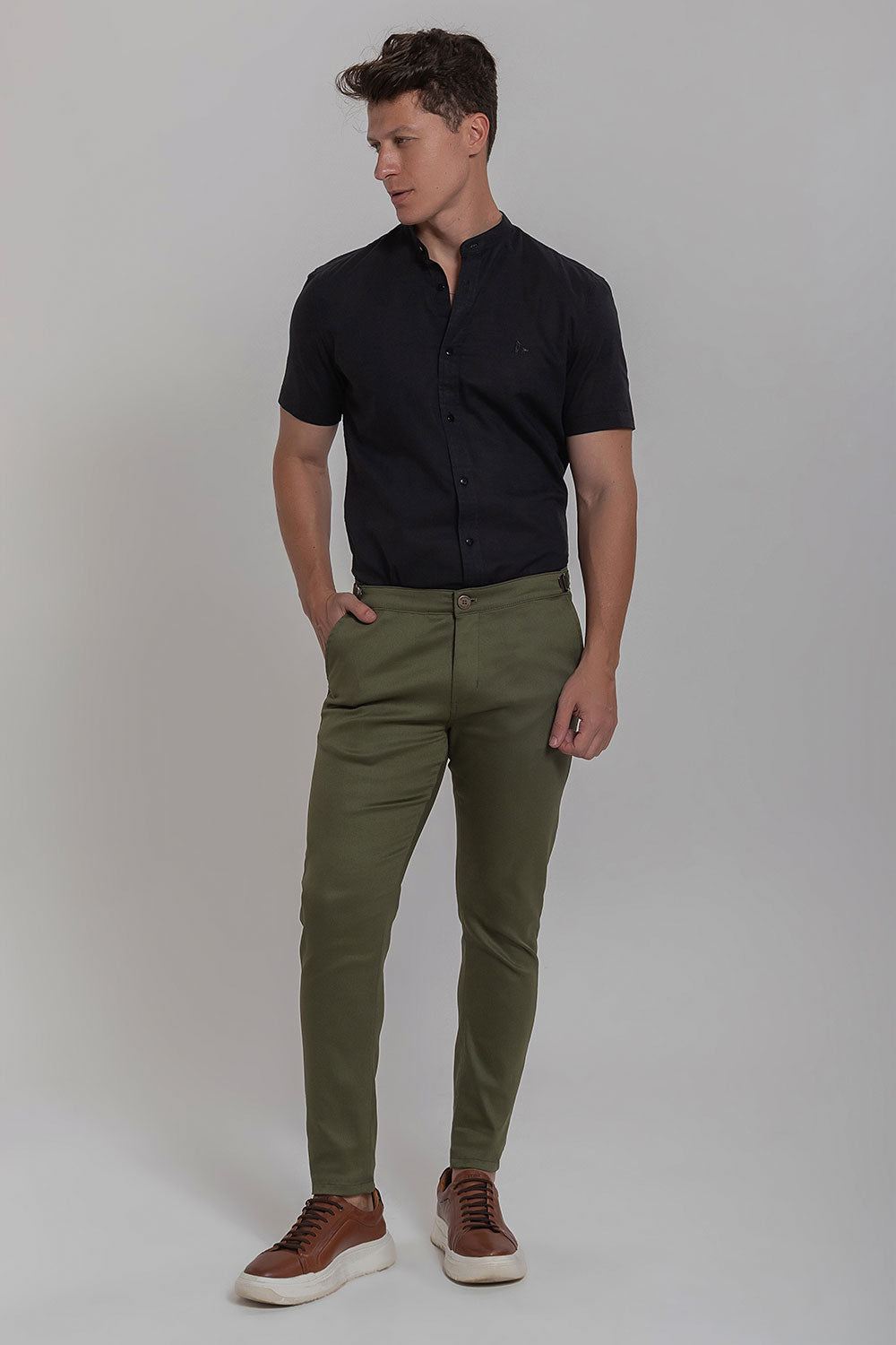 Calça Alfaiataria com Presilha Ajuste Lateral Extreme Power