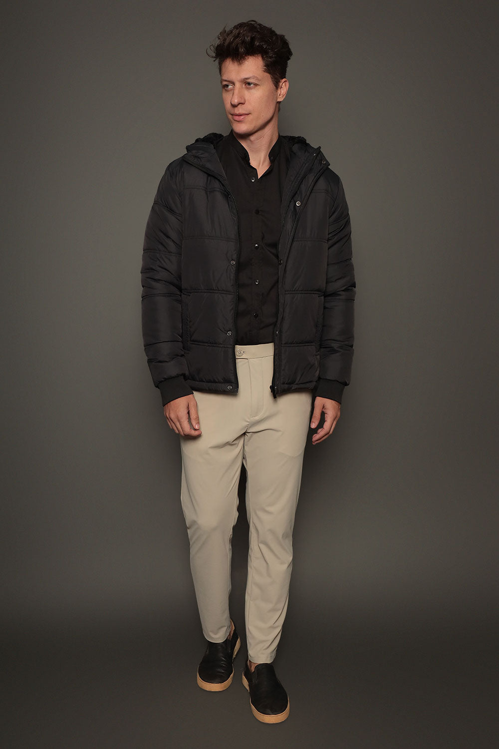 Jaqueta Masculina com Capuz Slim Velluto Napoli