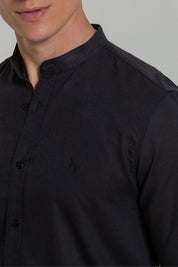 Camisa Social de Linho Masculina Gola Padre Manga Longa