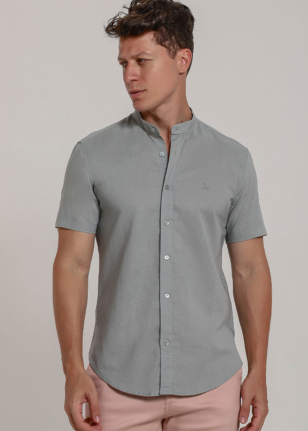 Camisa de Linho Masculina Gola Padre Manga Curta