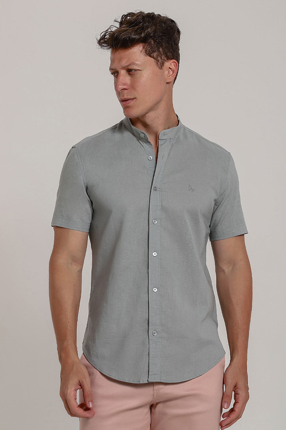 Camisa de Linho Masculina Gola Padre Manga Curta