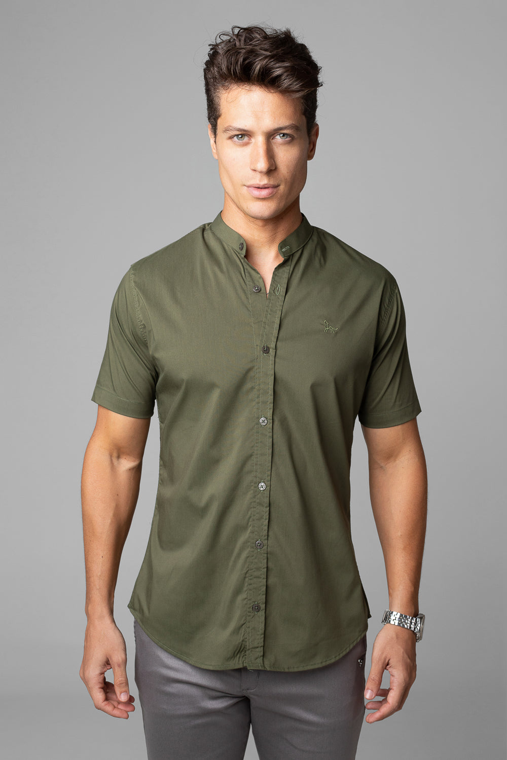 Camisa Social Masculina Gola Padre Manga Curta Tricoline