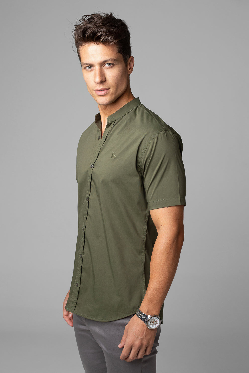 Camisa Social Masculina Gola Padre Manga Curta Tricoline