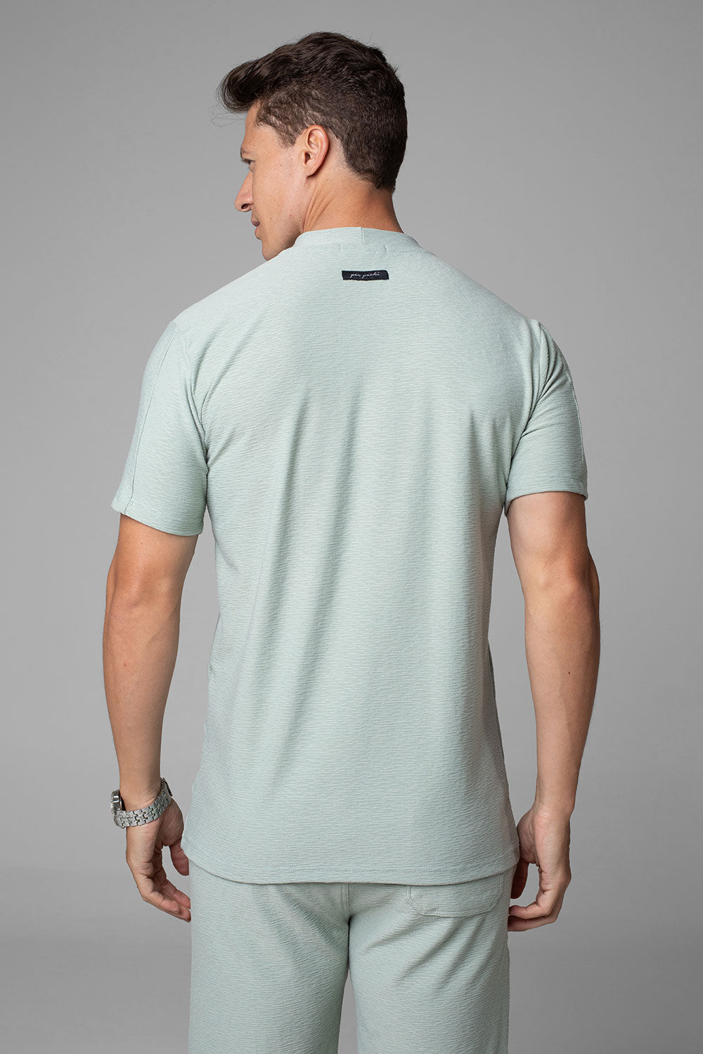 Camiseta Gola Média Masculina Aurora Slim