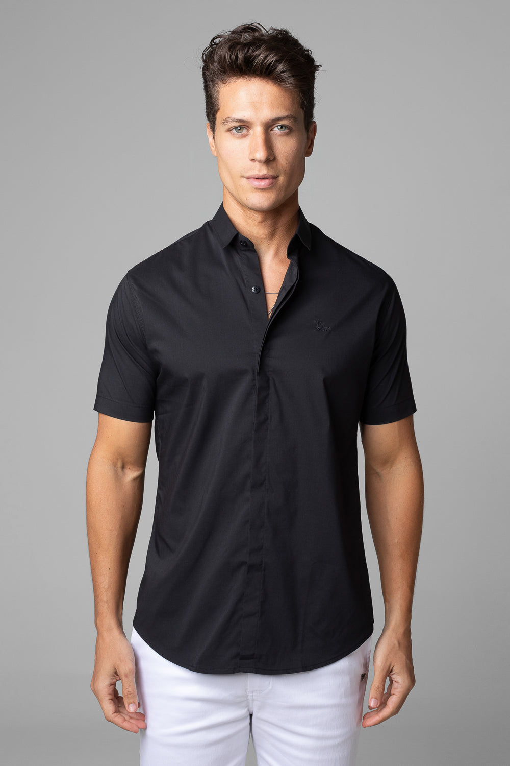 Camisa Social Masculina Tricoline Acetinada Slim Fit Vista Oculta MC
