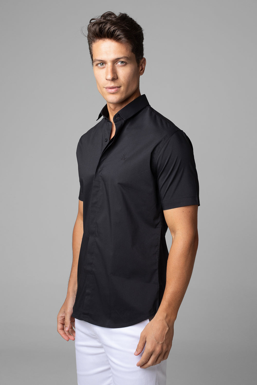 Camisa Social Masculina Tricoline Acetinada Slim Fit Vista Oculta MC