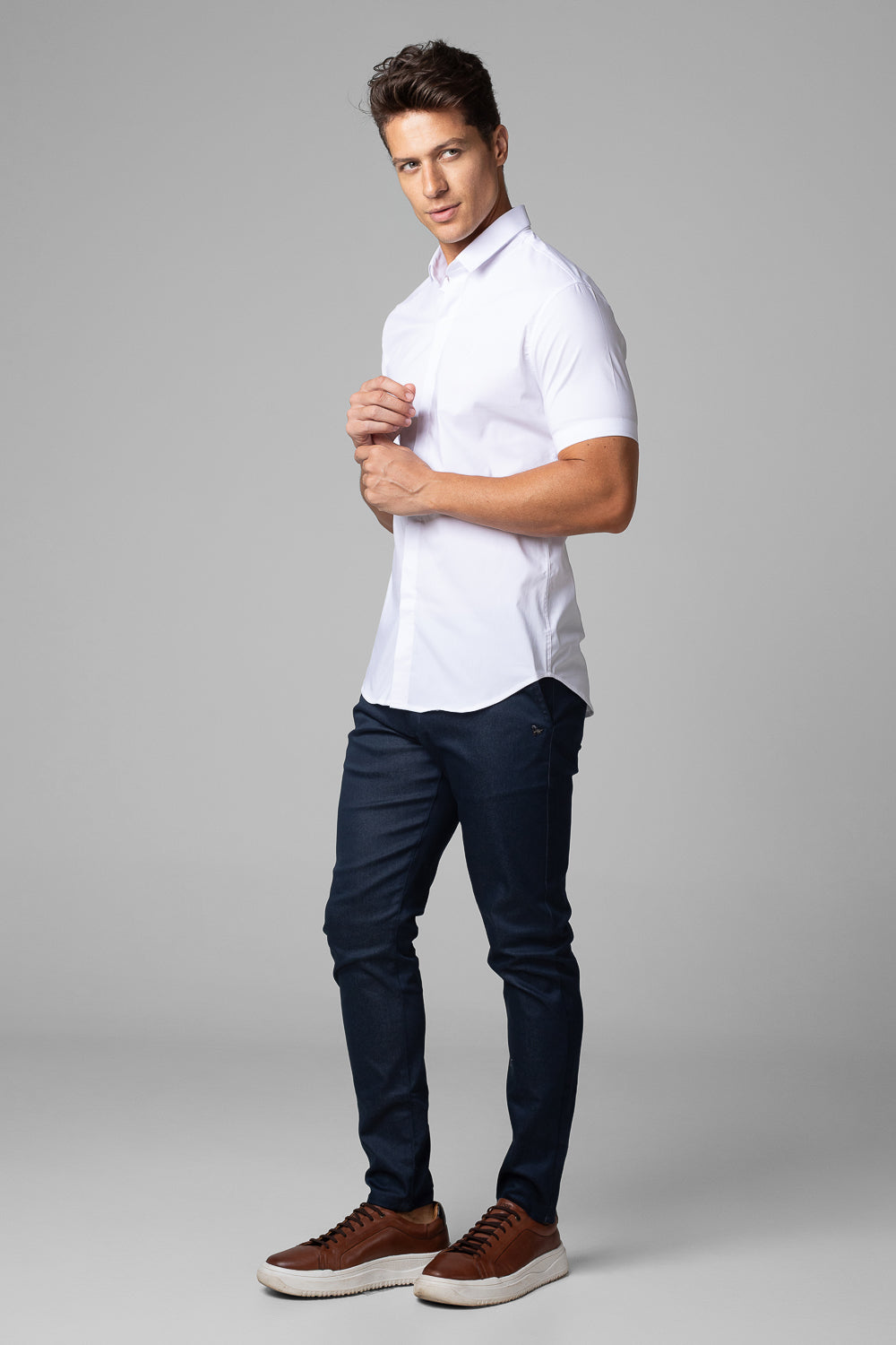 Camisa Social Masculina Tricoline Acetinada Slim Fit Vista Oculta MC